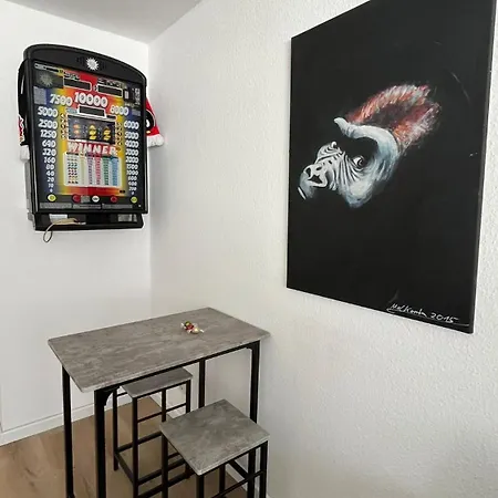 Zentrales Und Renoviertes Naehe Medienhafen Mit Balkon Apartament *